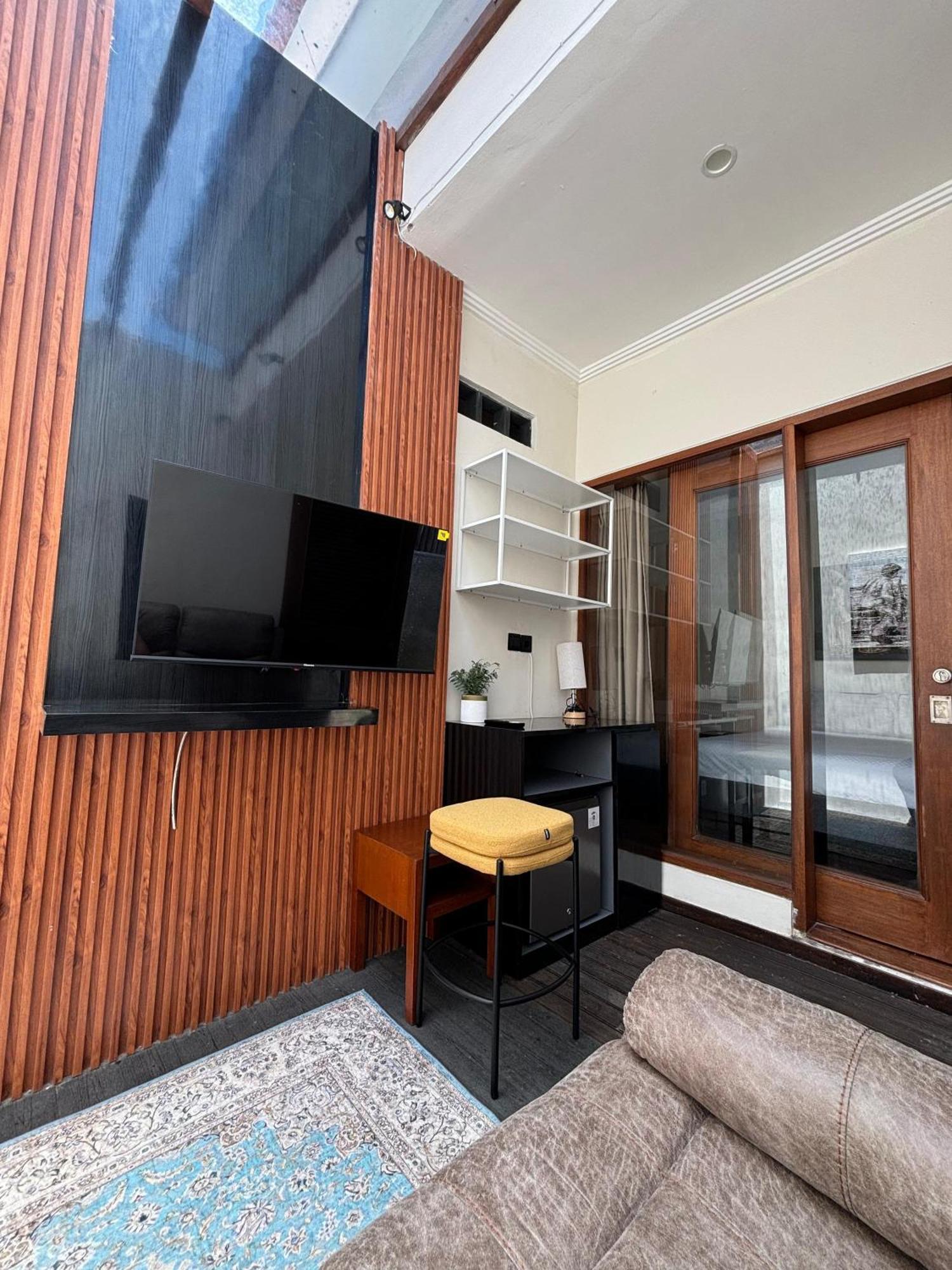 Wisma tamu Sutji Living *